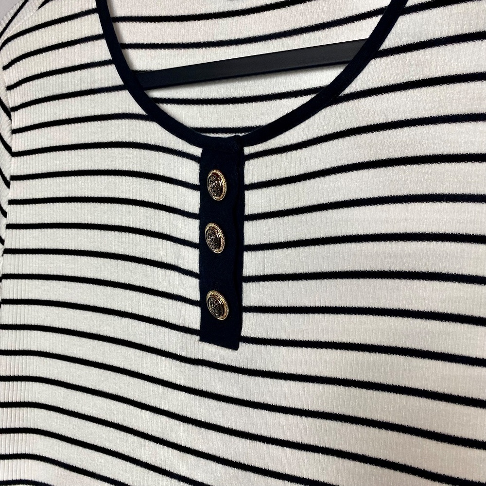 Fifty Street Womenʻs Black and White Striped 3/4 Sleeve Blouse X-Large - Picture 5 of 8